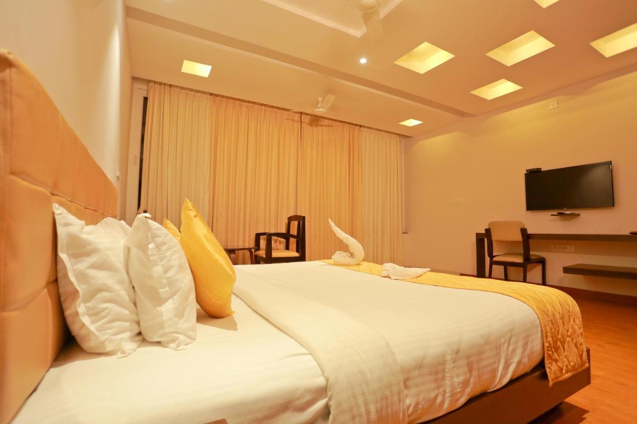 Grand Signature Hotel & Spa Yercaud Buitenkant foto