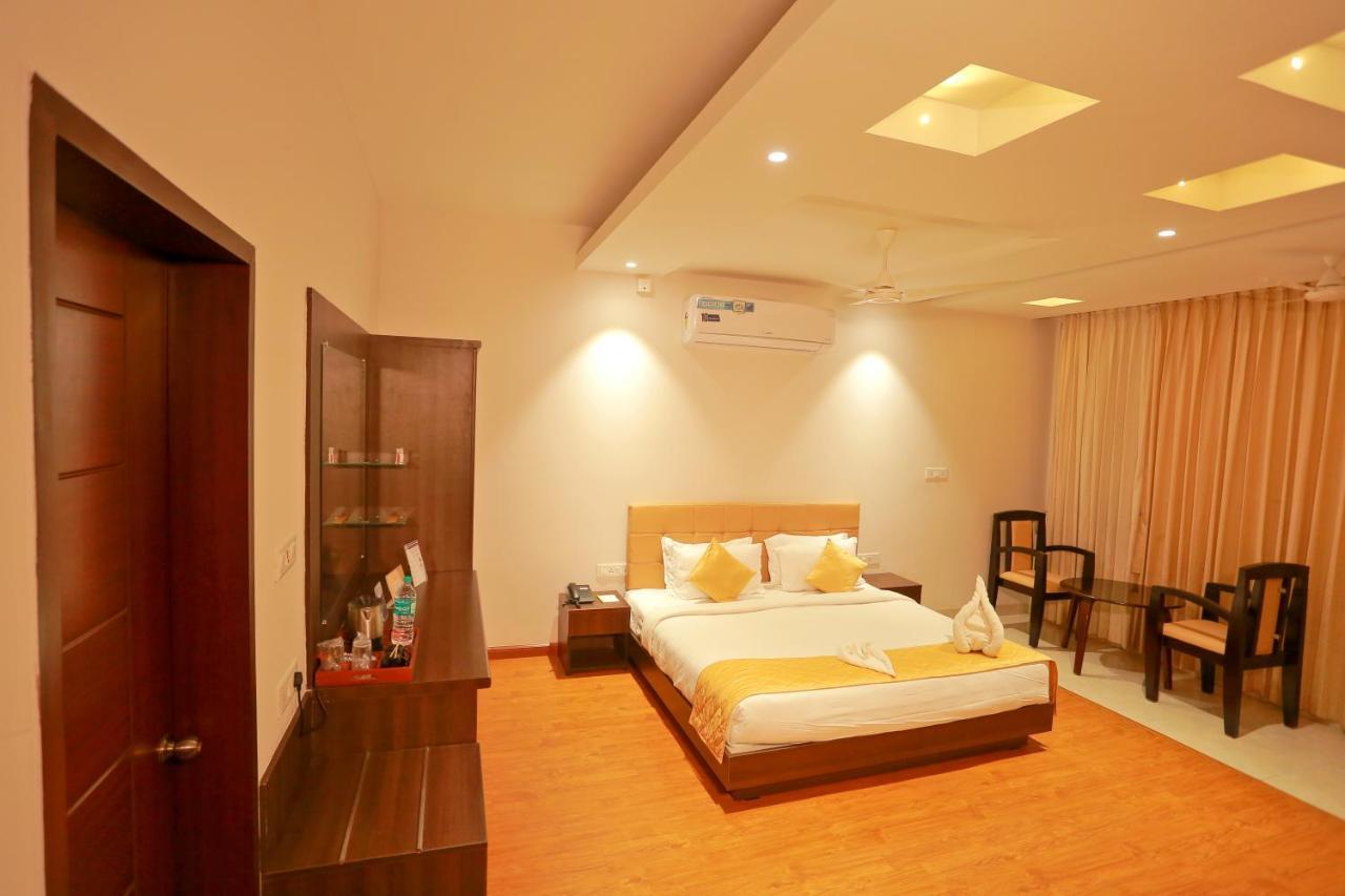Grand Signature Hotel & Spa Yercaud Buitenkant foto